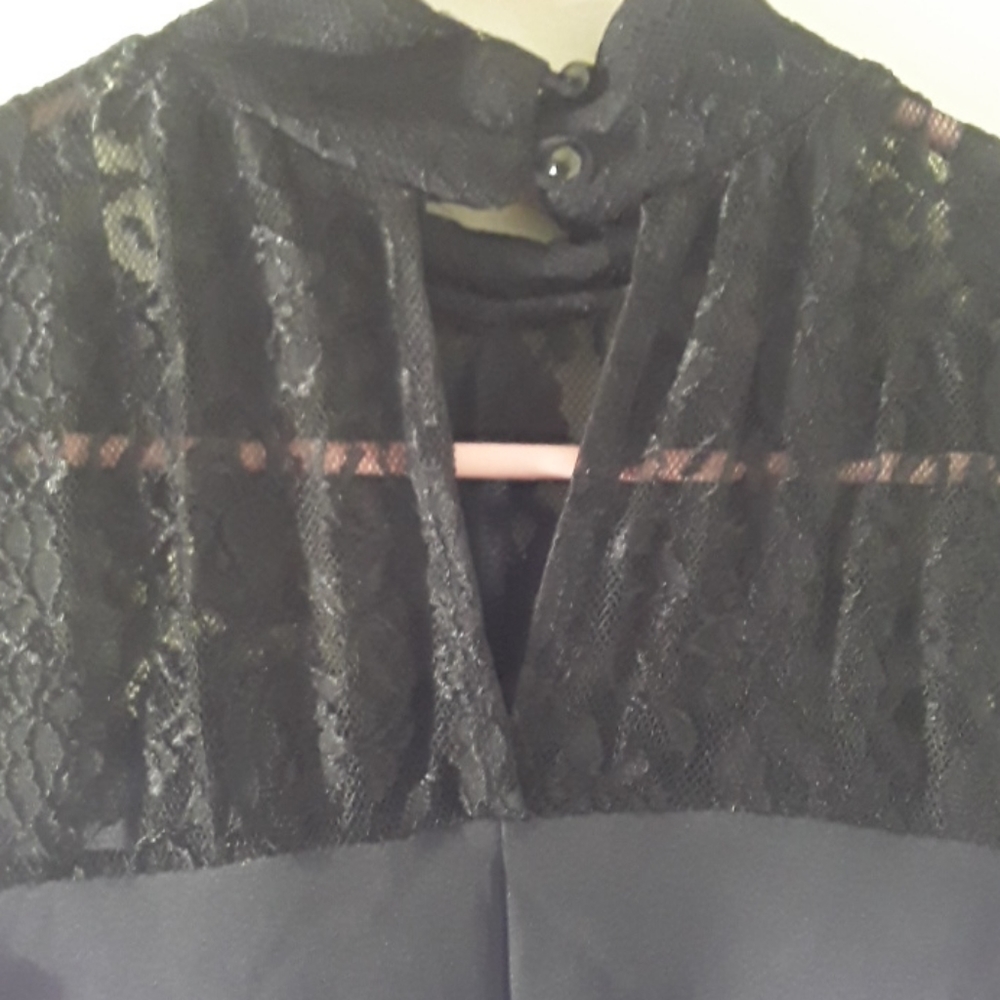 Lady Top - Picture 3 of 4